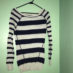 Navy and white long sleeve shirt